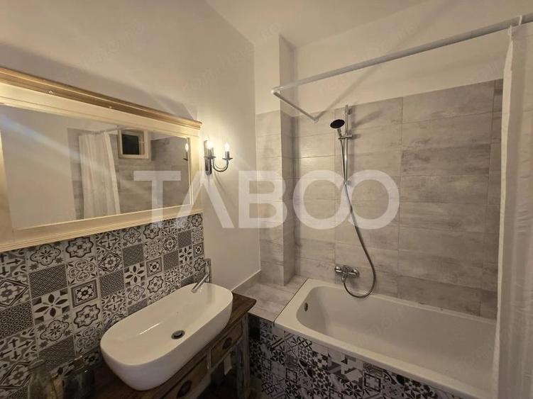 Apartament cu 4 camere decomandat în Central