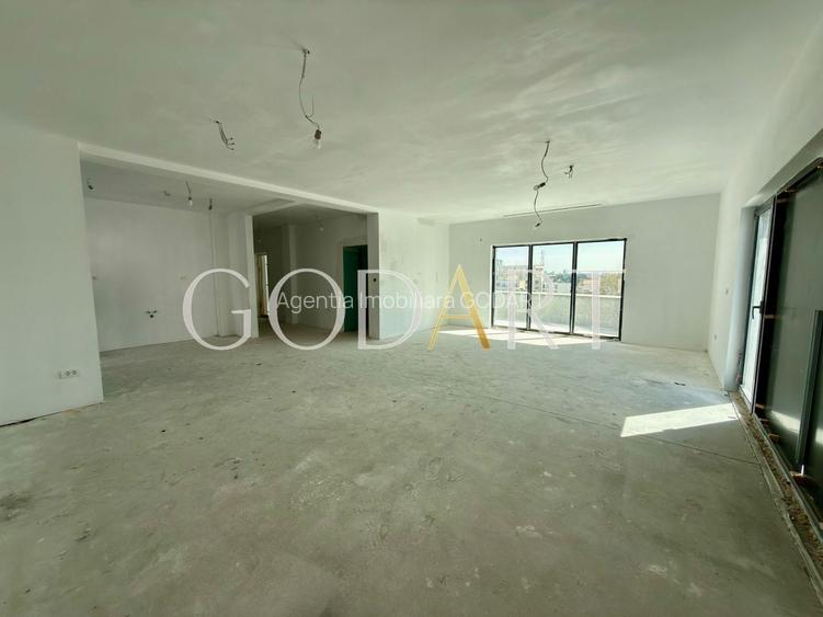 Penthouse exclusivist | Herastrau