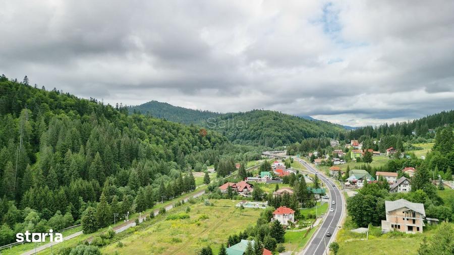 Teren de 9000 mp, în Malul Ursului