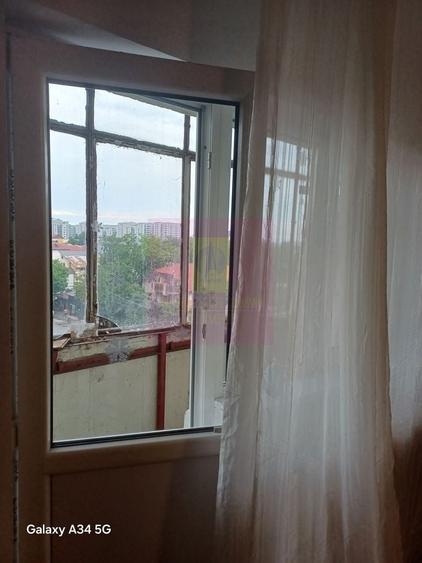 Apartament cu 2 camere semidecomandat în Uverturii