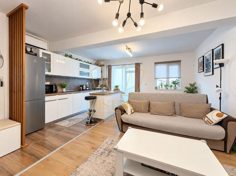 Apartament cu 3 camere semidecomandat, mobilat în Giroc