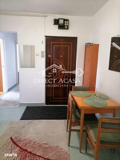 Apartament cu 3 camere în Dâmbu Pietros