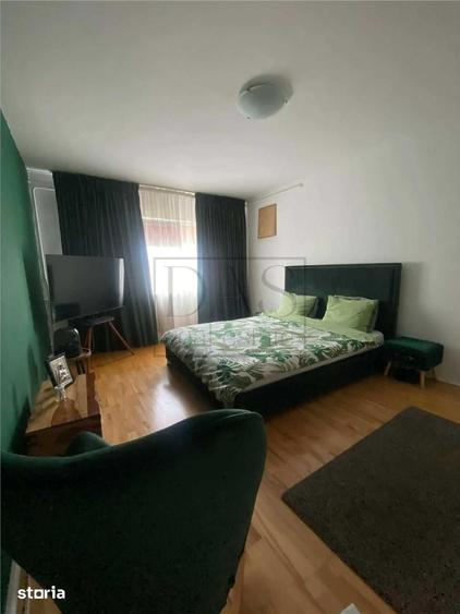 Apartament cu 3 camere decomandat în Aviației