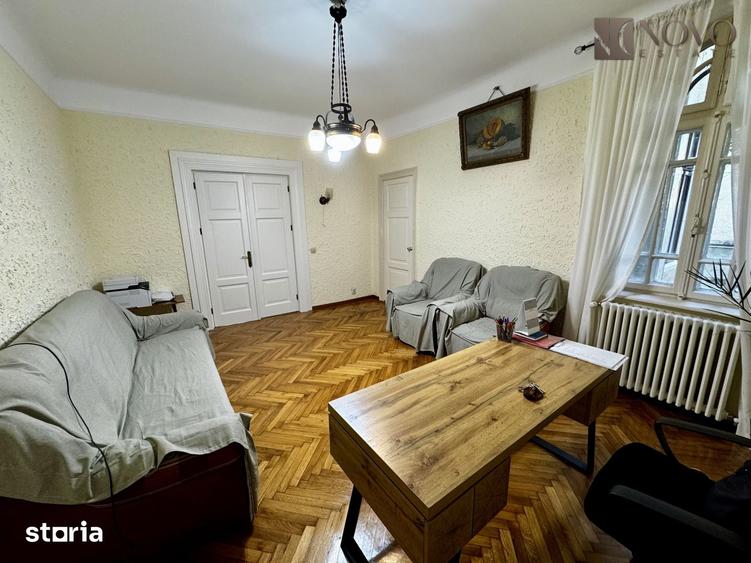 Apartament cu 4 camere decomandat în Eminescu