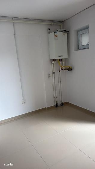 Spațiu comercial, de 65 mp, în Central