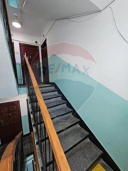 Apartament cu 2 camere semidecomandat în Central