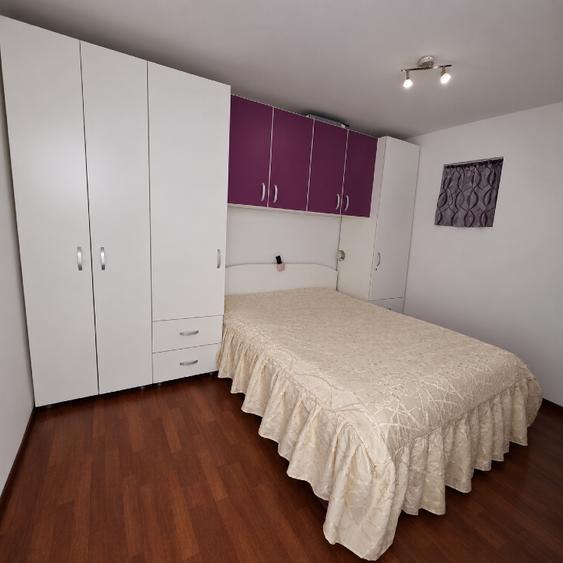 Apartament cu 2 camere nedecomandat, mobilat în Central