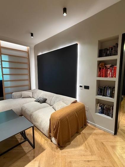 Apartament cu 4 camere decomandat, mobilat în Sărari