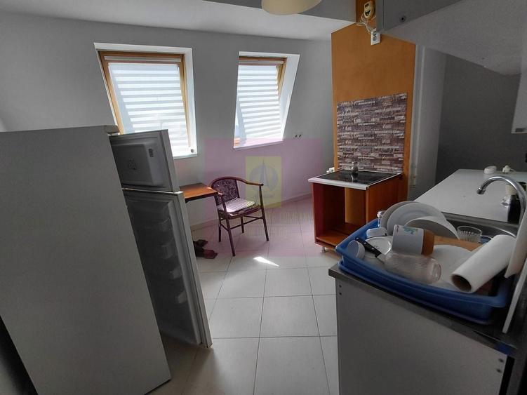 Apartament cu 2 camere nedecomandat în Vitan Mall