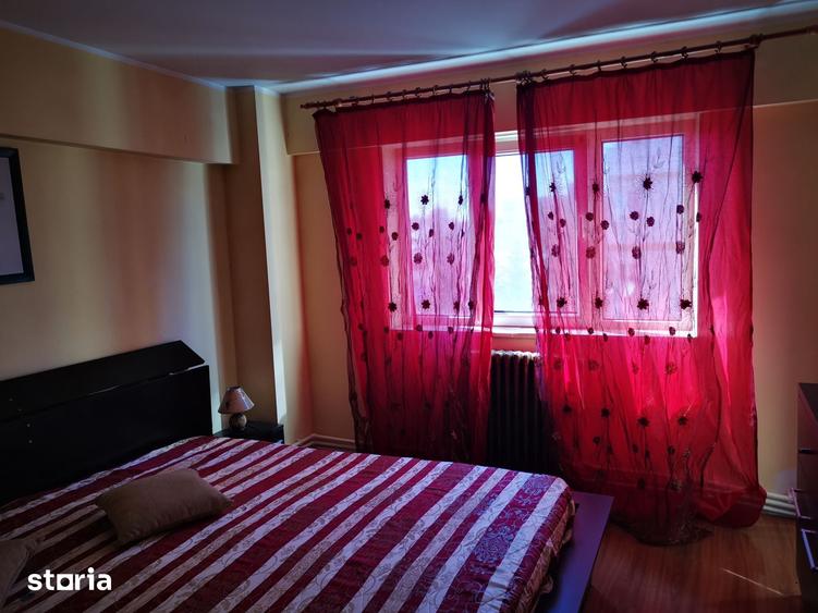 Apartament cu 4 camere în Central