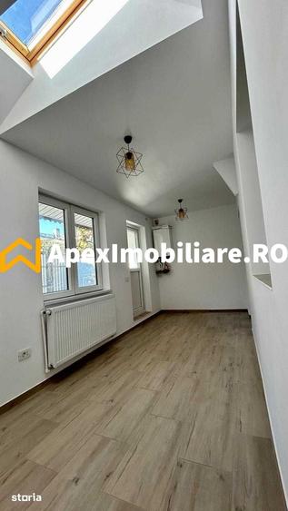 Casă cu 2 camere cu Teren 80 Mp în Titan