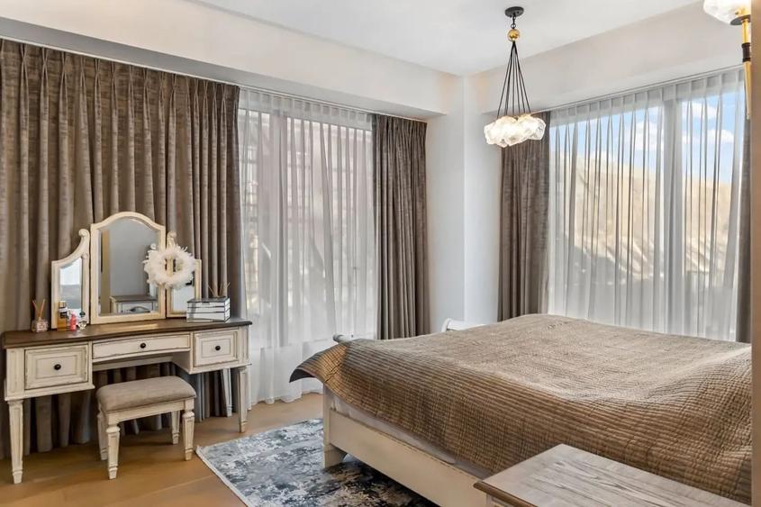 Apartament cu 3 camere decomandat, mobilat în Primăverii