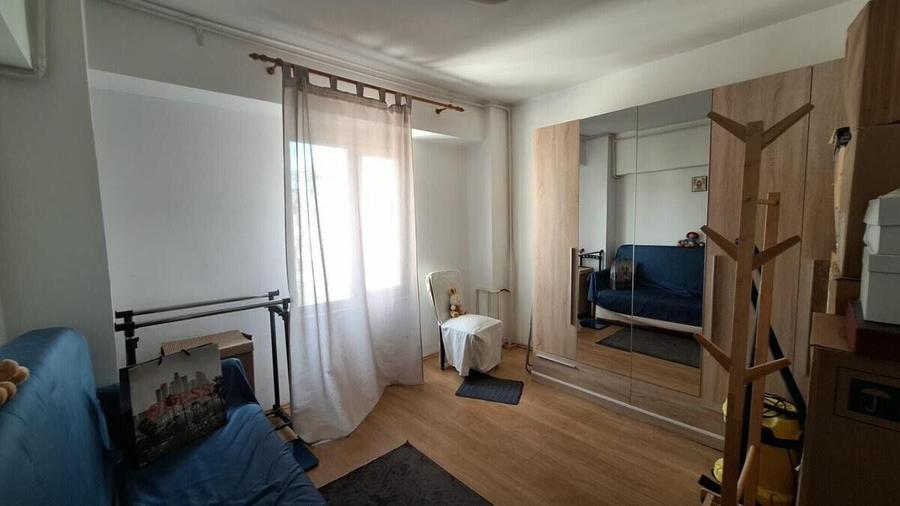 Apartament cu 3 camere decomandat, mobilat în Iancului
