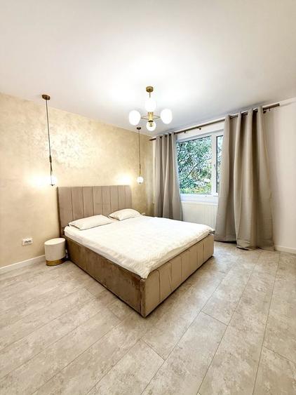 Apartament cu 2 camere semidecomandat în Democrației