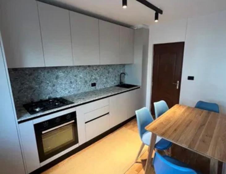 Apartament cu 2 camere decomandat în Turda