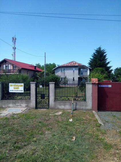 Casă cu Teren 1050 Mp în Frumușani