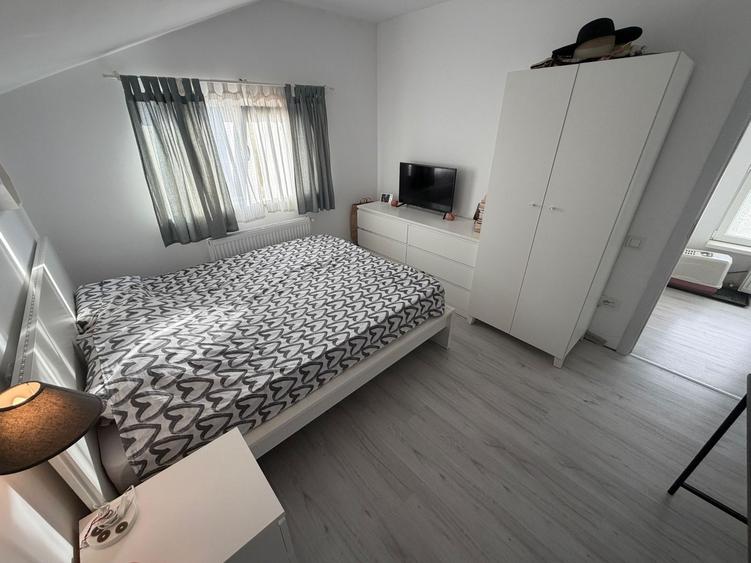 Duplex cu 3 camere cu Canalizare în Central