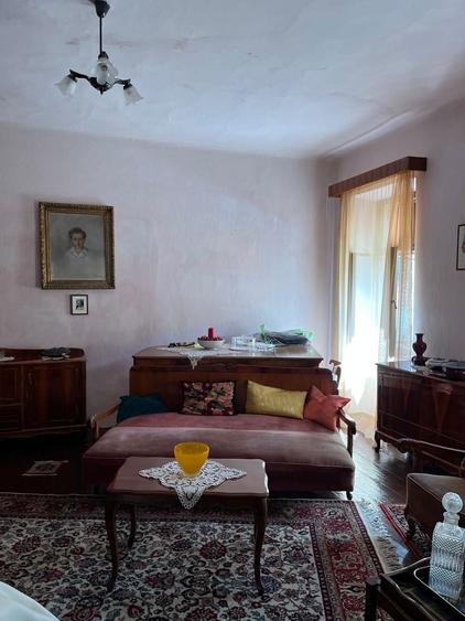 Vand Casa in centrul istoric oras Abrud - 2
