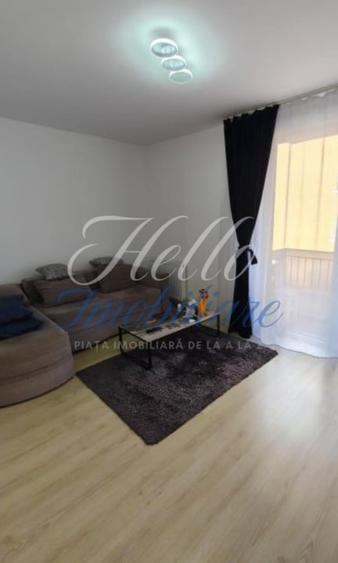 Apartament cu 3 camere semidecomandat în Florești