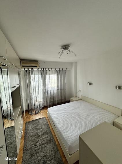 Apartament cu 2 camere decomandat în Școlilor