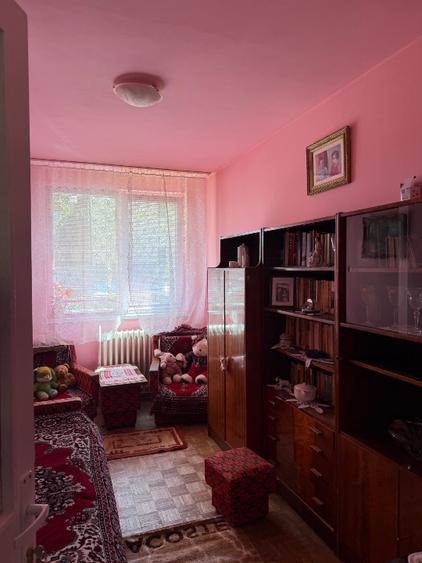 Apartament cu 3 camere decomandat, mobilat în Grigorescu