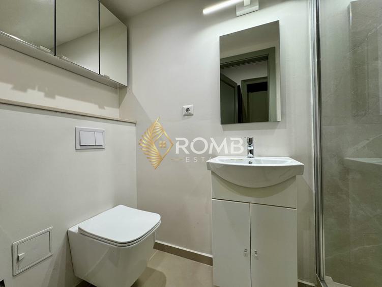 Apartament cu 2 camere semidecomandat, mobilat în Central