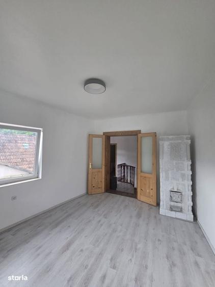Casă cu 2 camere în Schei