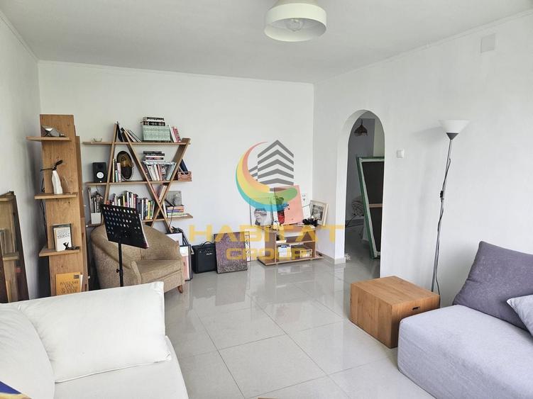 Apartament cu 4 camere decomandat în Brâncoveanu