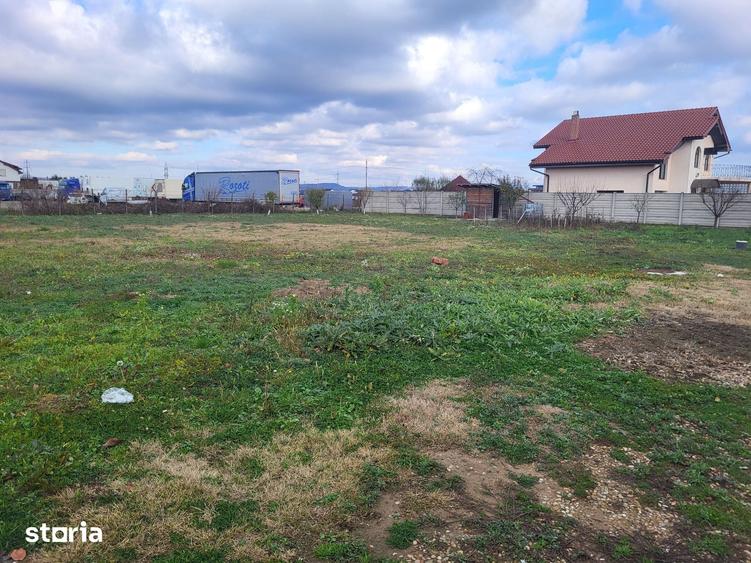 Teren de 1054 mp, în Central
