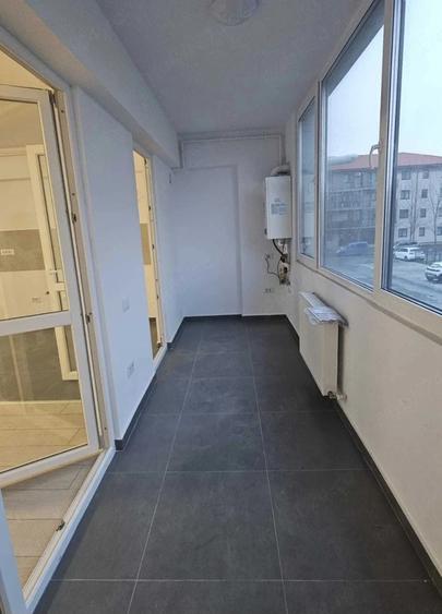 Apartament cu 2 camere decomandat în Dobroești