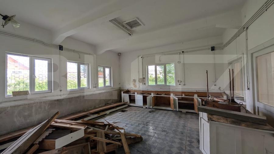 Casă individuală cu 5 camere cu Canalizare în Moreni