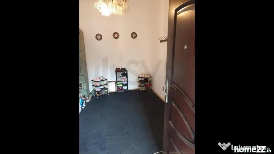 Apartament cu 3 camere semidecomandat în Armeneasca