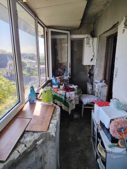 Apartament cu 3 camere decomandat în Dancu