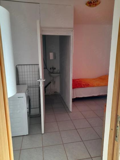 Apartament cu 3 camere decomandat în Ciarda Roșie