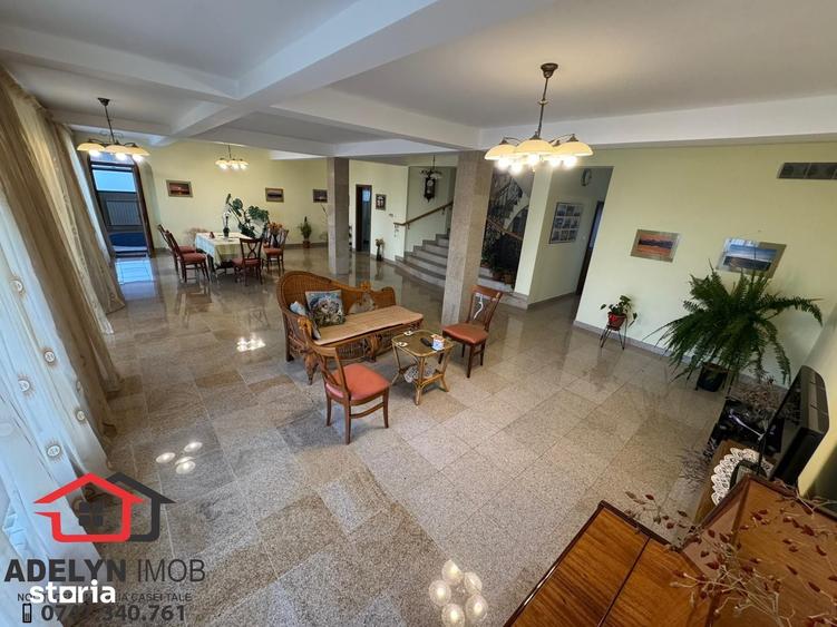Casă cu Teren 1053 Mp în Central