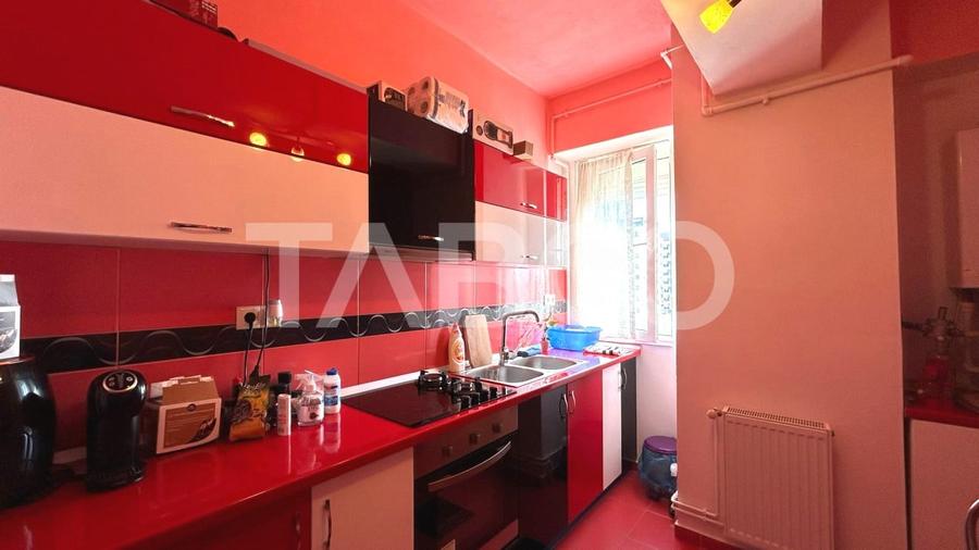 Apartament cu 2 camere decomandat, mobilat în Mihai Viteazul