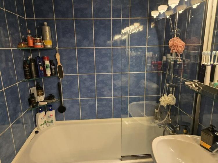 Apartament cu 3 camere semidecomandat, mobilat în Brâncoveanu