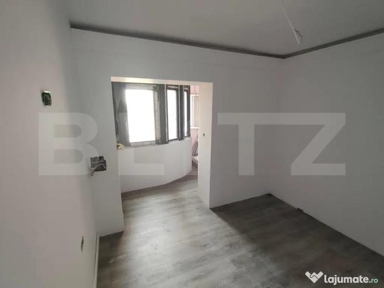 Apartament cu 3 camere decomandat în Ultracentral