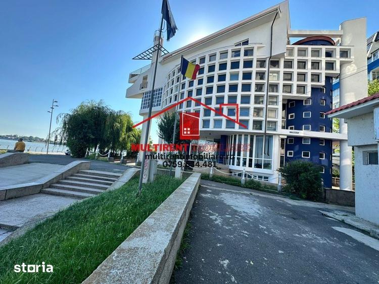 Spațiu comercial, de 710 mp, în Faleză