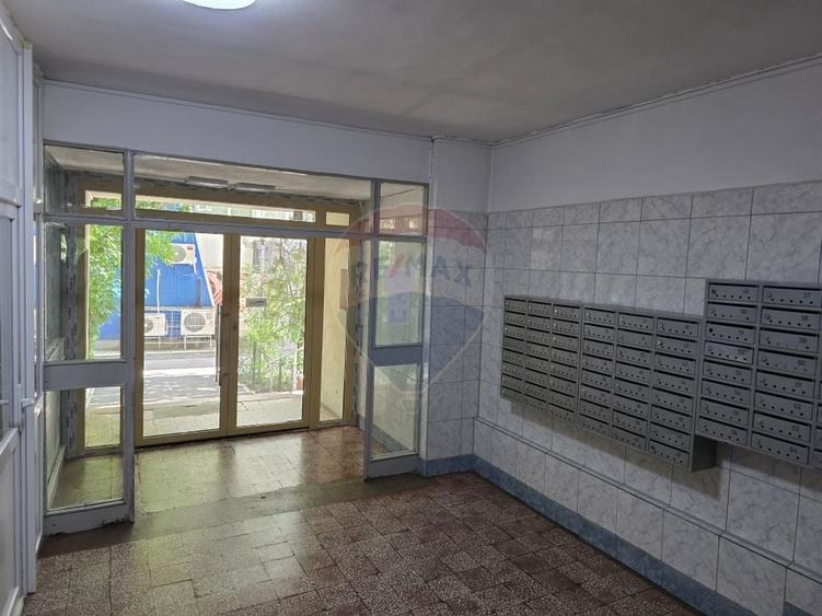Garsonieră decomandată, mobilată în Câmpia Libertății