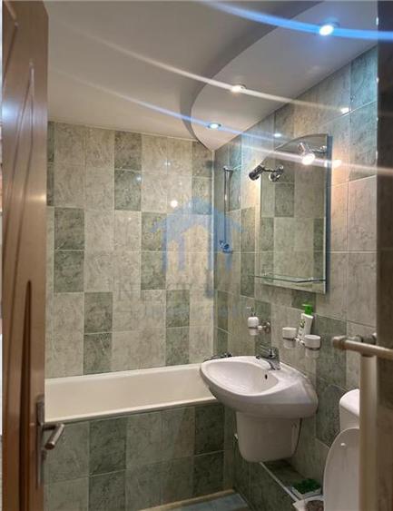 Apartament cu 3 camere decomandat în Mărăști