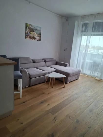 Apartament cu 2 camere decomandat în Olimpia-Stadion