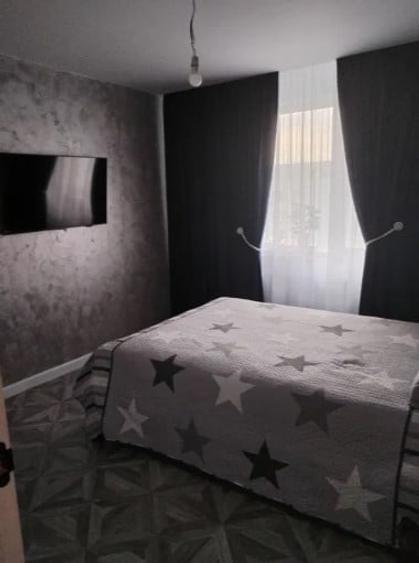 Apartament cu 3 camere decomandat, mobilat în 1 Decembrie 1918