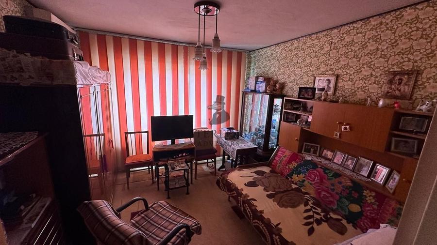 Apartament cu 3 camere decomandat, mobilat în Lacul Tei