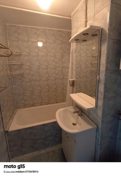 Apartament cu 2 camere decomandat în Veteranilor