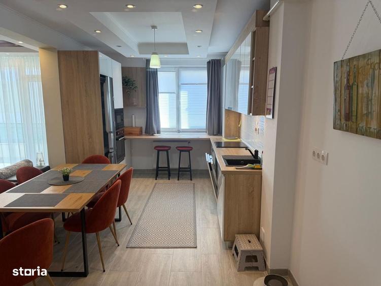 Apartament cu 2 camere în Micro 16