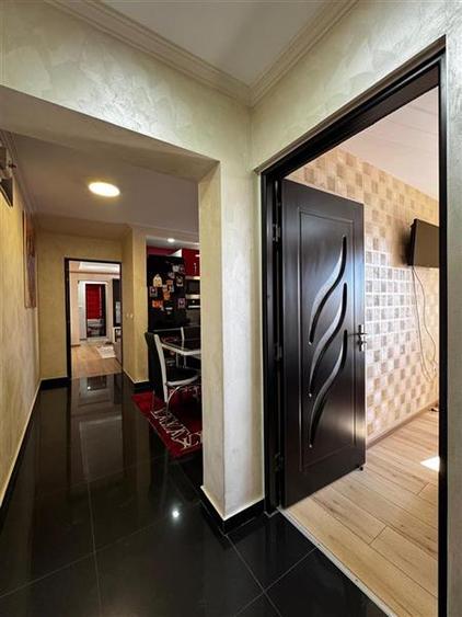 Apartament cu 3 camere, 64 mp, semidecomandat,situat in Campia-Turzii ! - 13