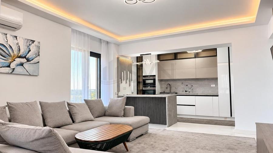 Apartament cu 4 camere decomandat, mobilat în Pipera