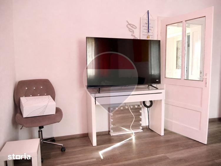 Casă cu 4 camere cu Teren 2481 Mp în Cricău