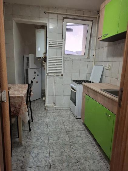 Apartament cu 2 camere nedecomandat în Central
